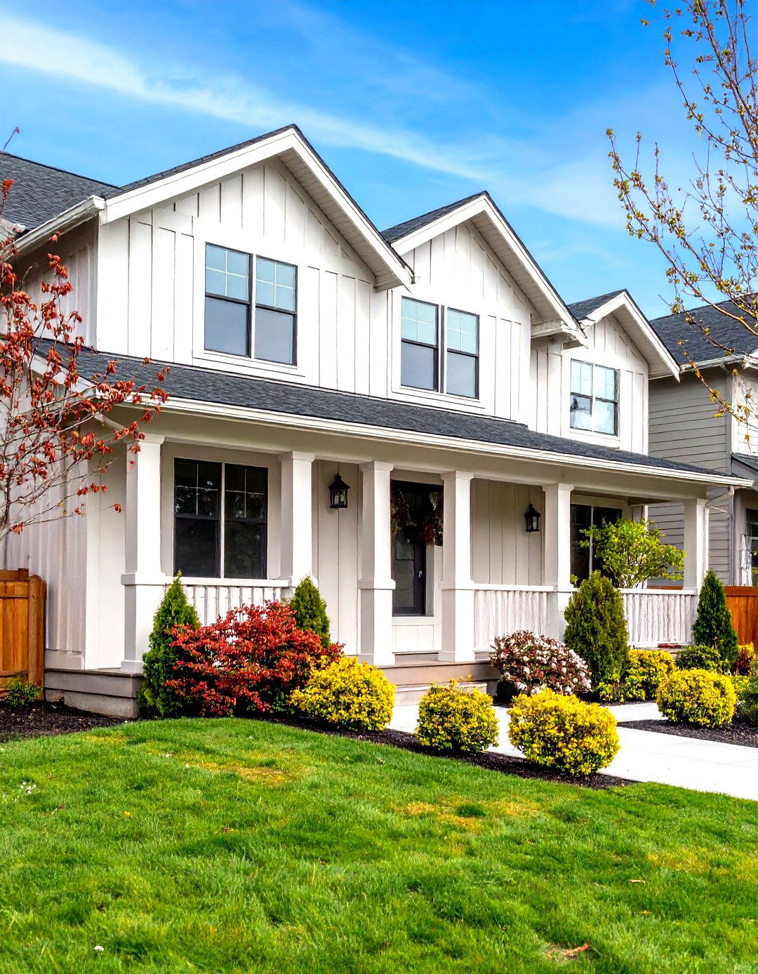 Board and Batten Exterior Wainscoting - 24 Exterior Wainscoting Ideas