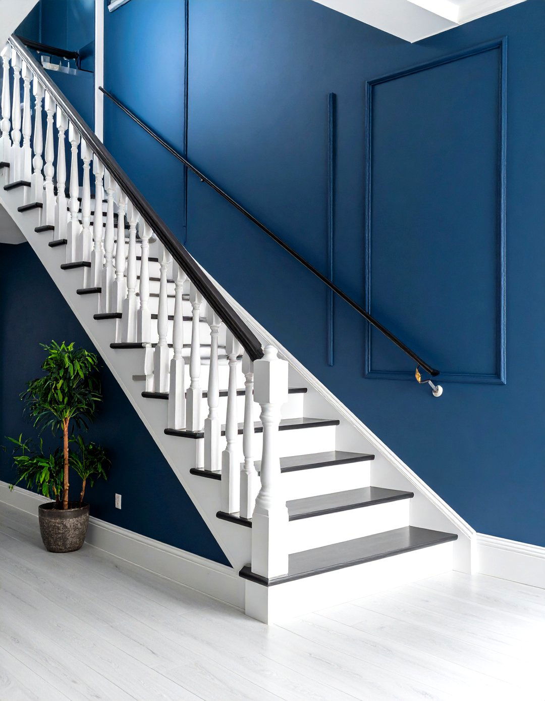Bold Accent Paint Colors - 24 Staircase Wall Ideas