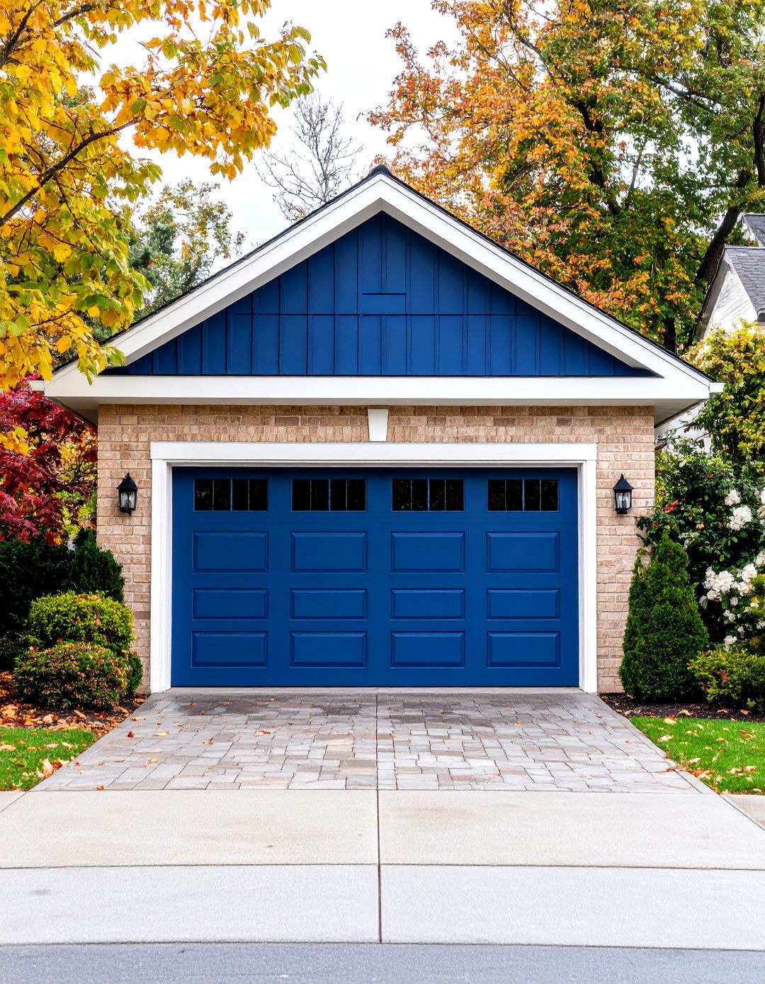 Deep Blue Garage Door Blonde Brick Contrast - 24 Blonde Brick House Color Schemes