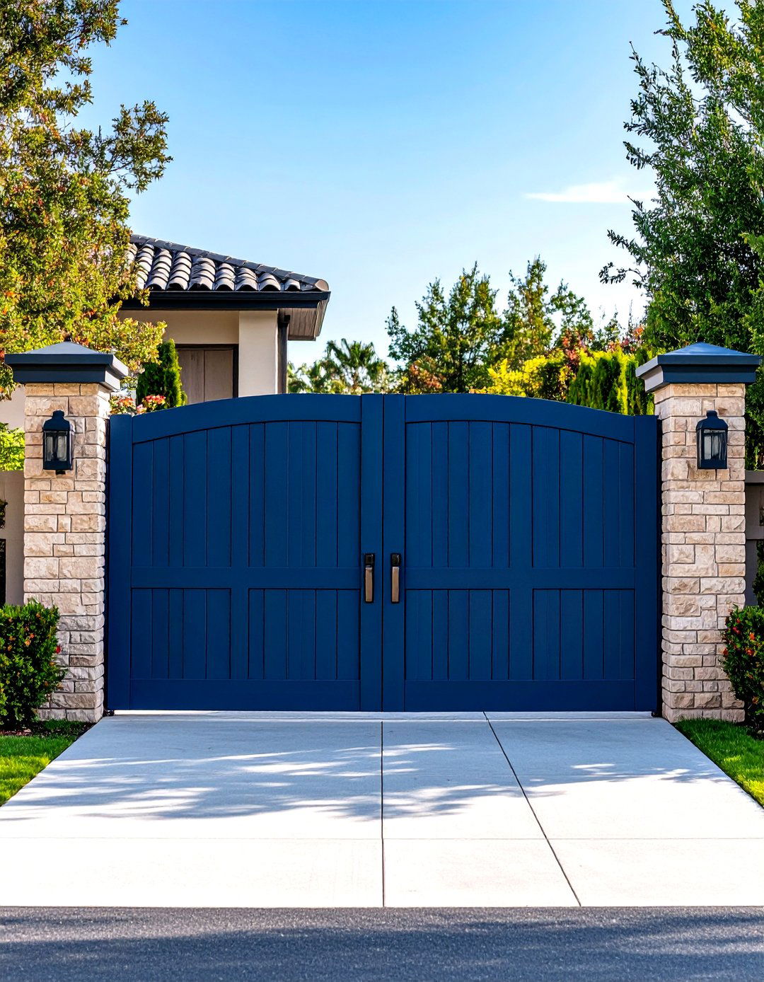 Double Swing Driveway Gates - 24 garden gate ideas