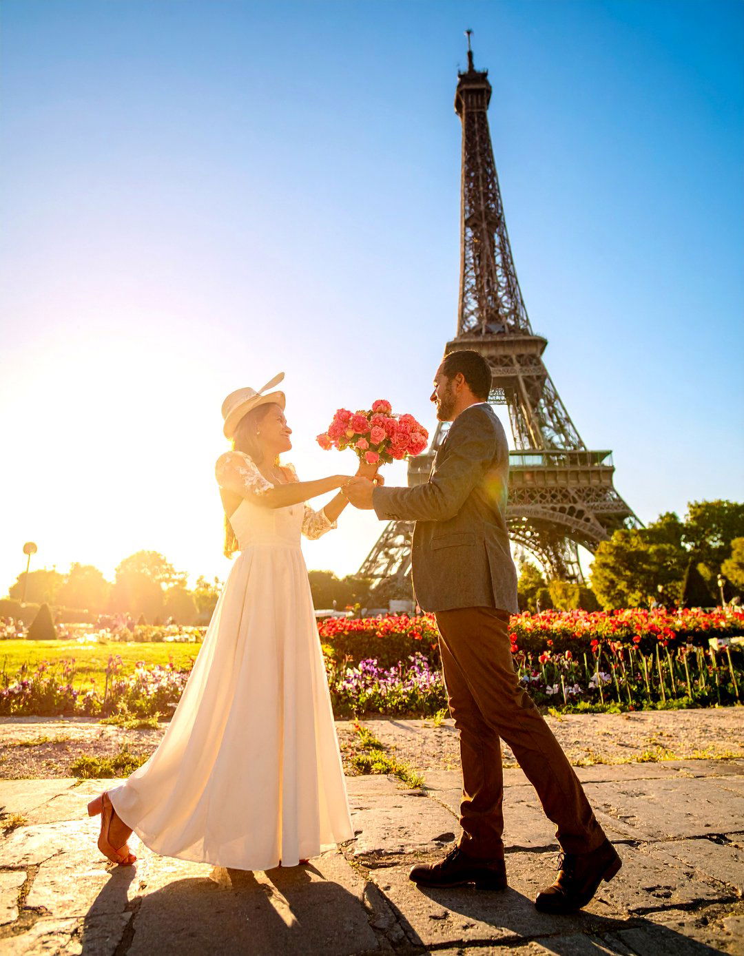 Historic Landmark Romance - 24 Wedding Proposal Ideas