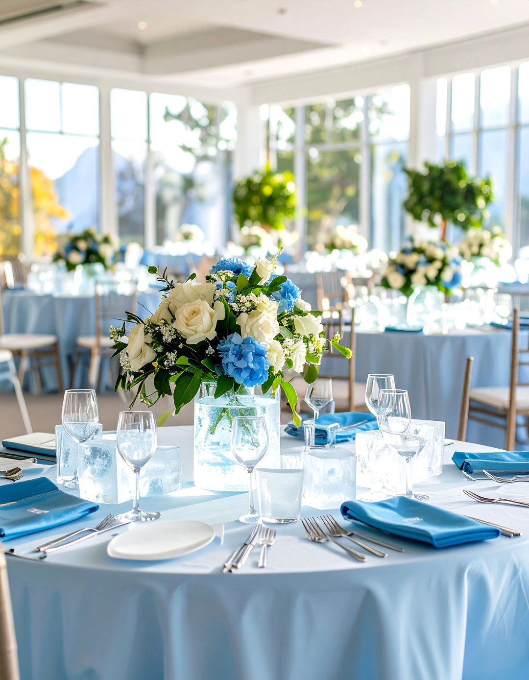 Ice Sculpture Centerpiece Winter Wedding Design - 24 Winter Wedding Ideas