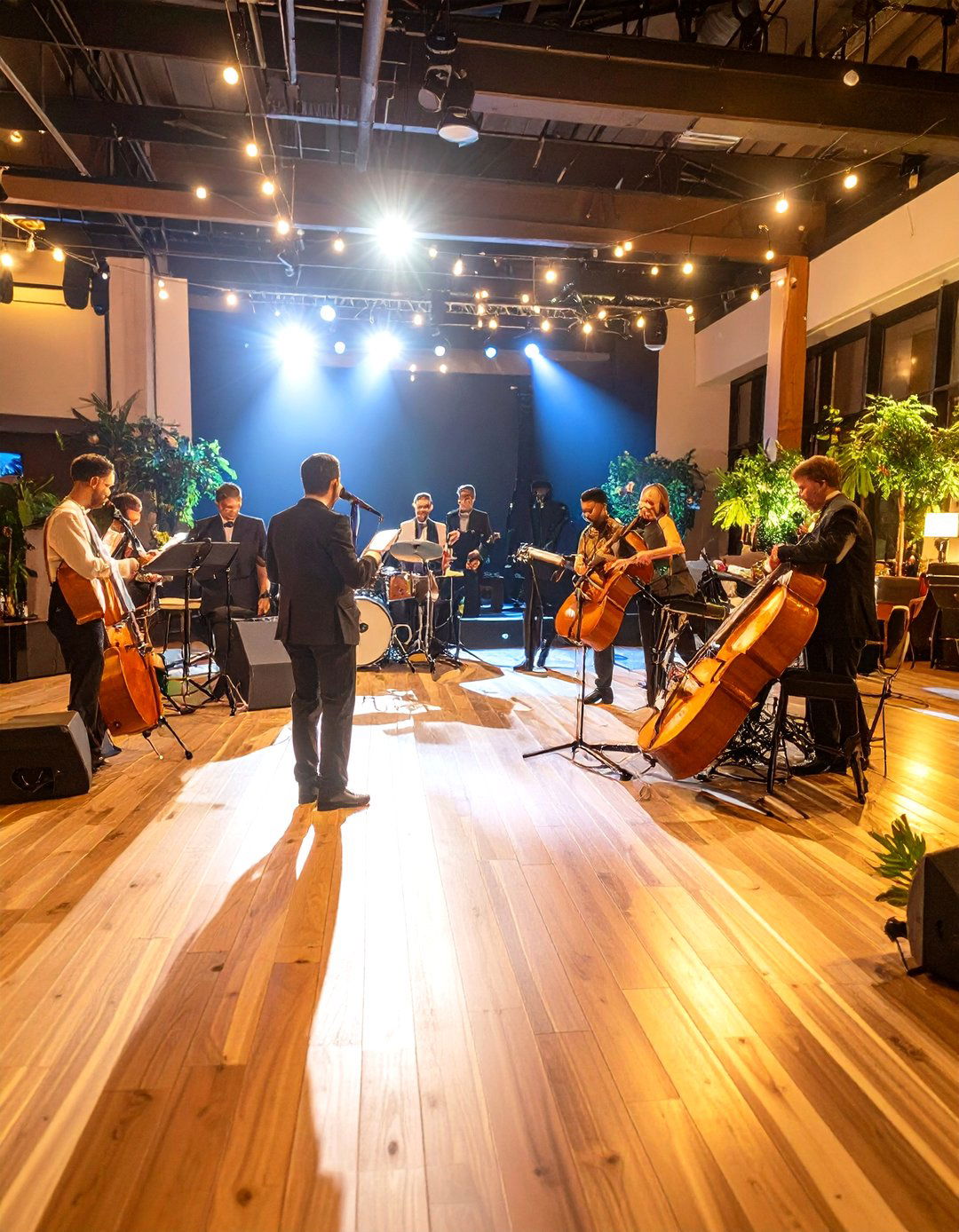 Professional Entertainment Experiences - 24 Glamorous Wedding Ideas