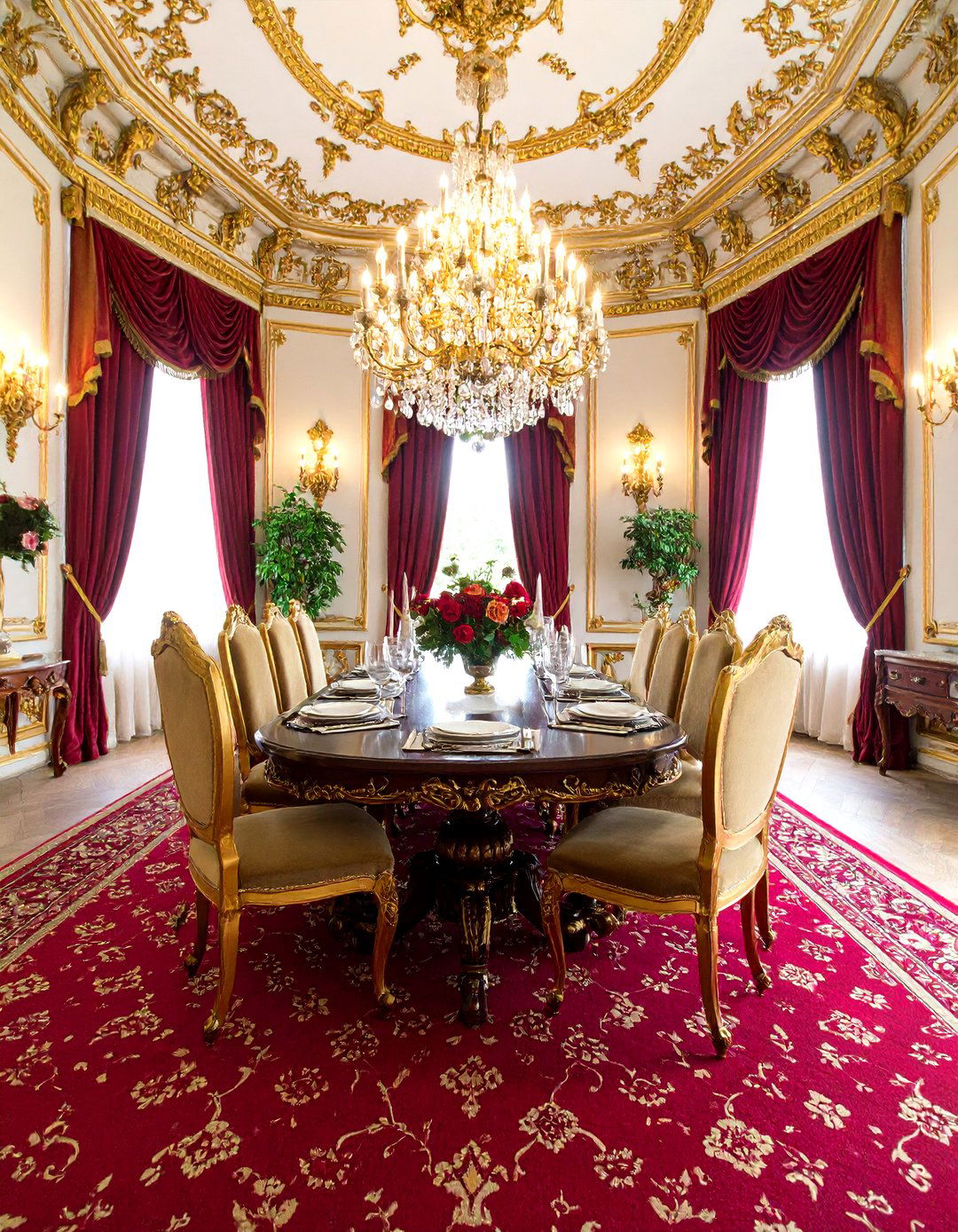 Victorian Carpeted Dining Room - 24 Carpeted Dining Room Ideas