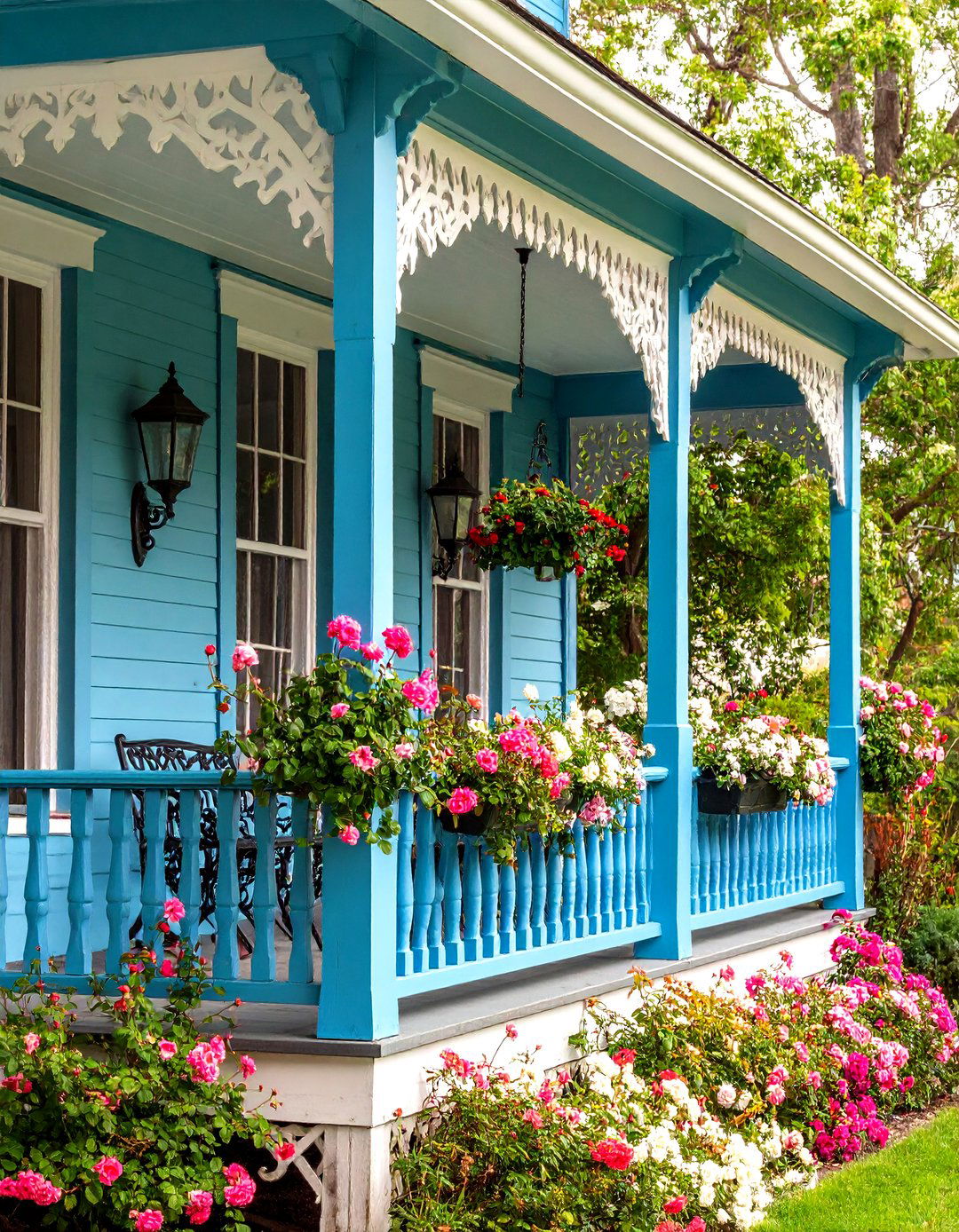 Victorian Veranda with Ornate Details - 24 Veranda Ideas