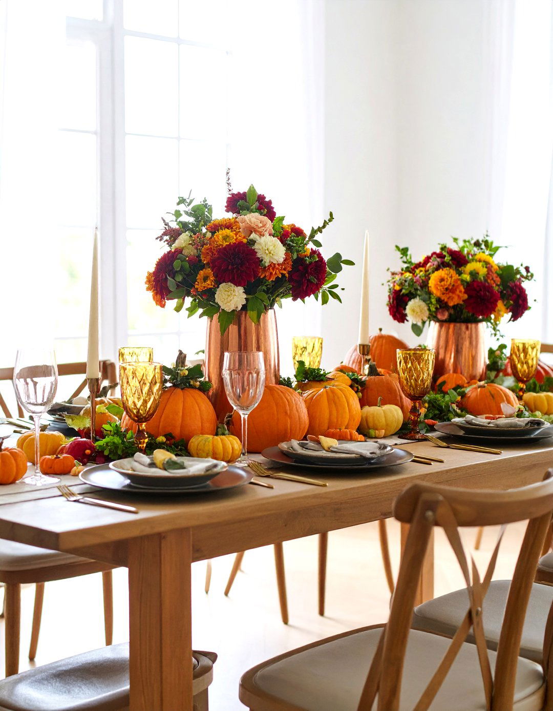 Warm Autumn Tablescape Design - 24 Friendsgiving Decor Ideas